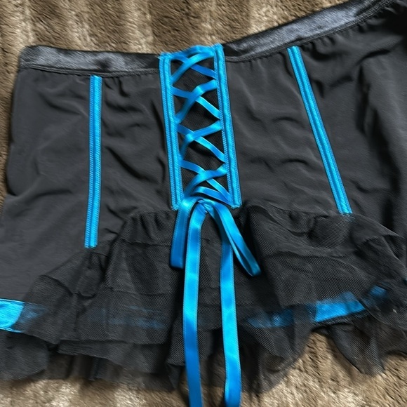 CACIQUE Intimate wear bra and skirt set Black, teal Sz 46DD 14-16 - Picture 10 of 10